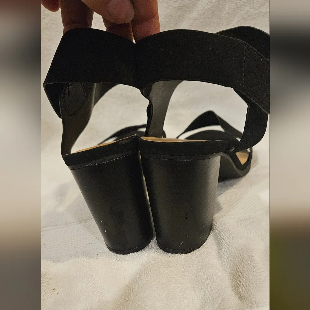 SODA OPEN TOE HEELS